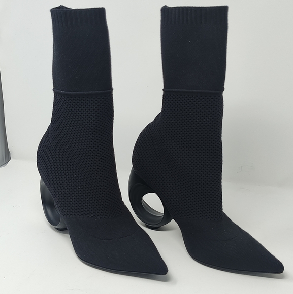 Burberry Knit Boots - Picture 4 of 11